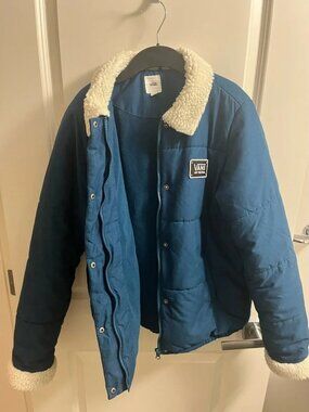 Vans Women Navy Jacket with Sherpa Trim in size M
